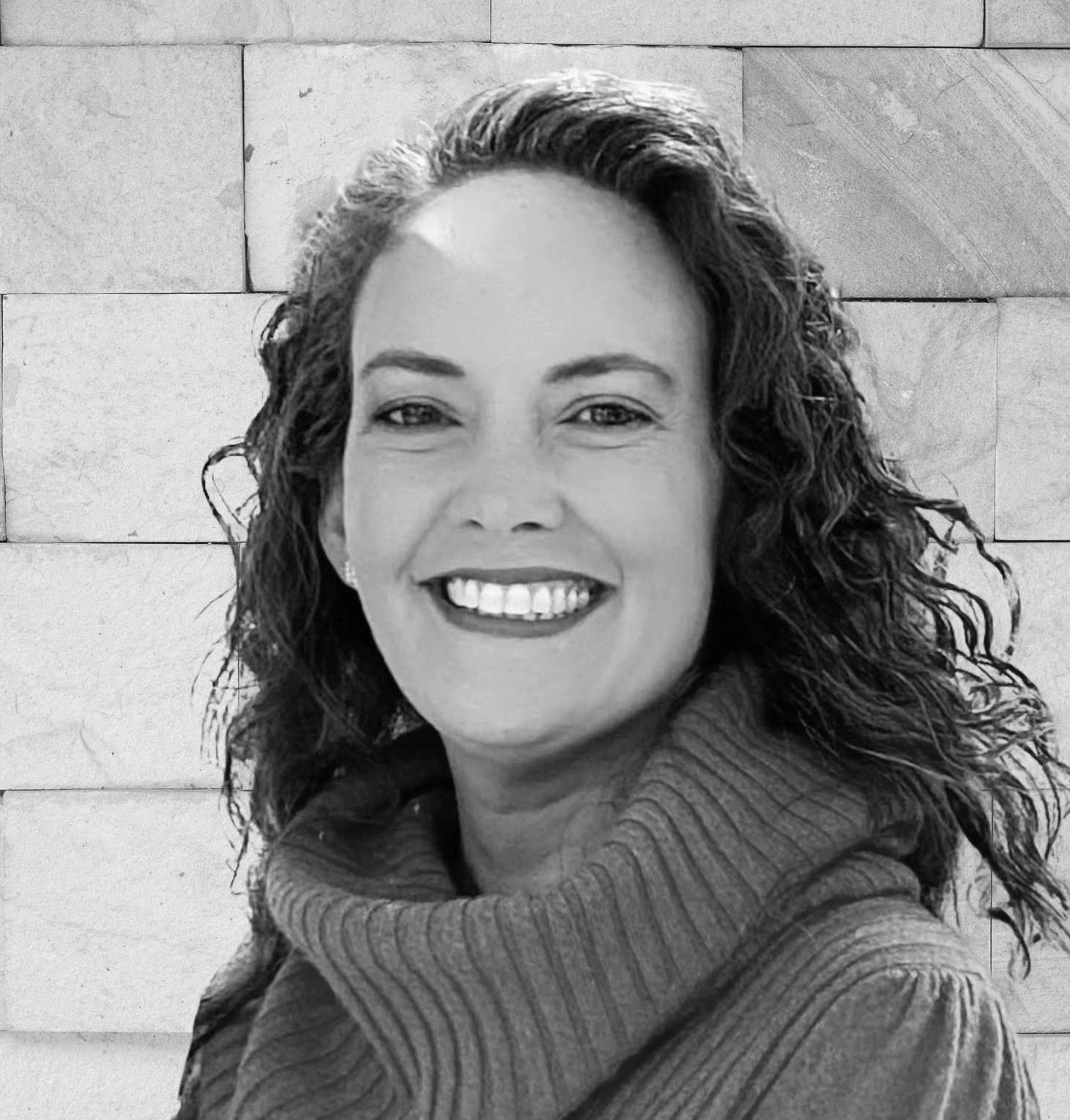 Maria Gurdian headshot